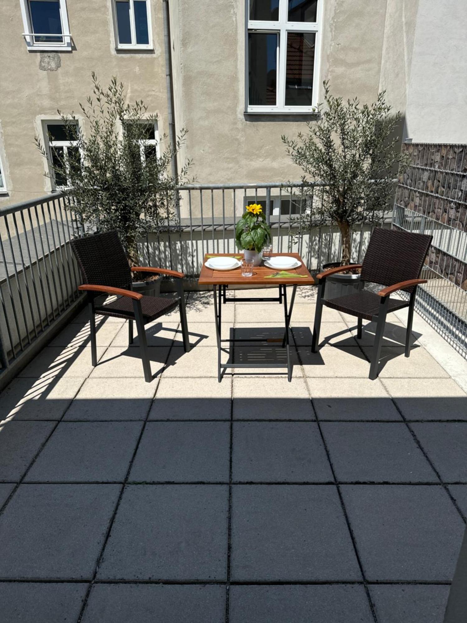 Klein Aber Fein Mit Terrasse Apartment Wina Bagian luar foto