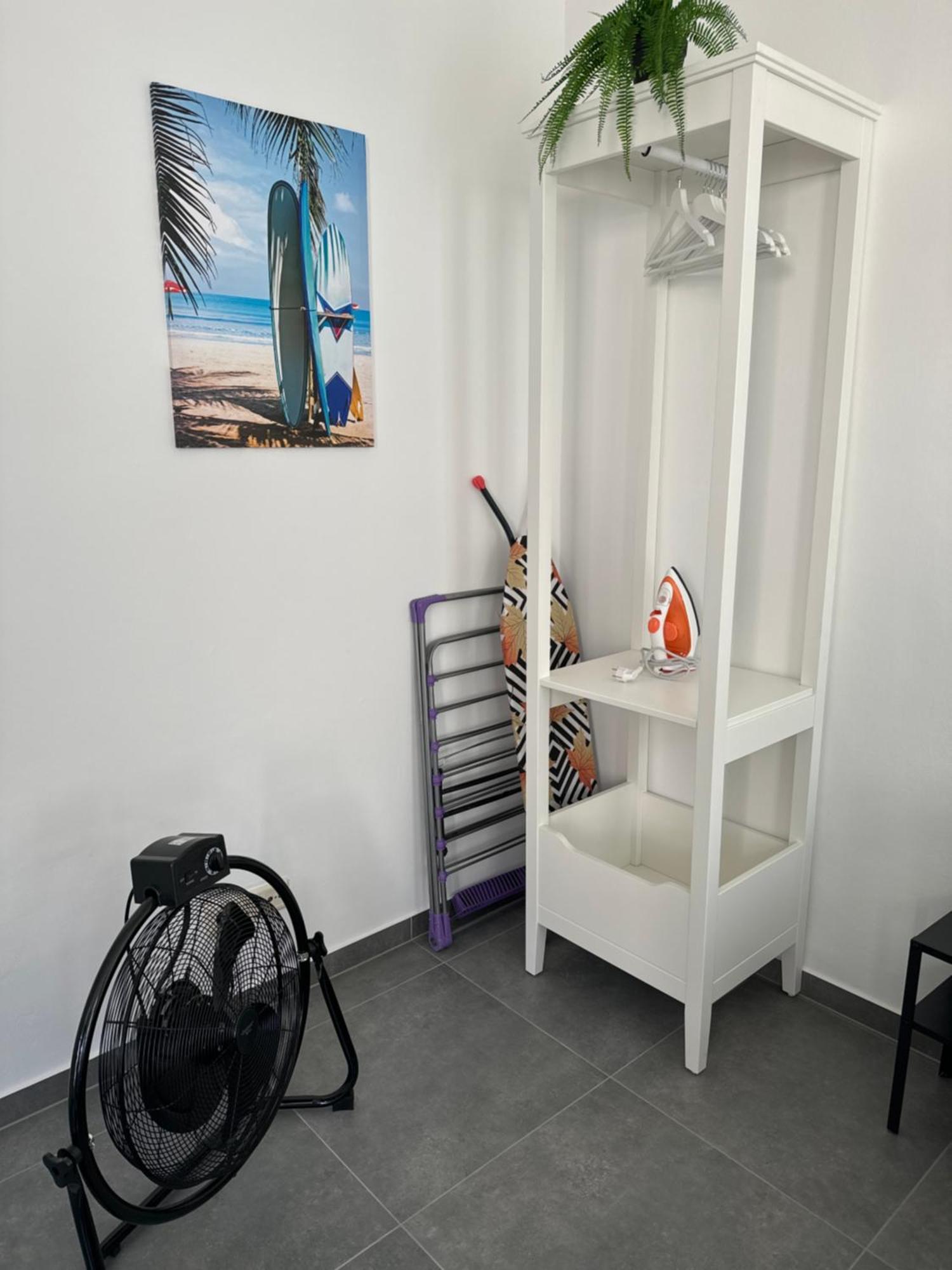 Klein Aber Fein Mit Terrasse Apartment Wina Bagian luar foto